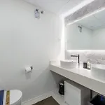 Casa Camarate - Luxury 1br Seaviews Pool Garden Apartment