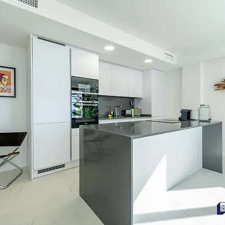 Apartment Casa Camarate - Luxury 1br Seaviews Pool Garden Estepona