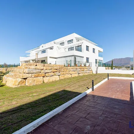 Casa Camarate - Luxury 1br Seaviews Pool Garden * Estepona