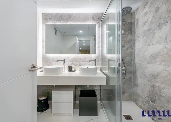 Casa Camarate - Luxury 1br Seaviews Pool Garden Estepona